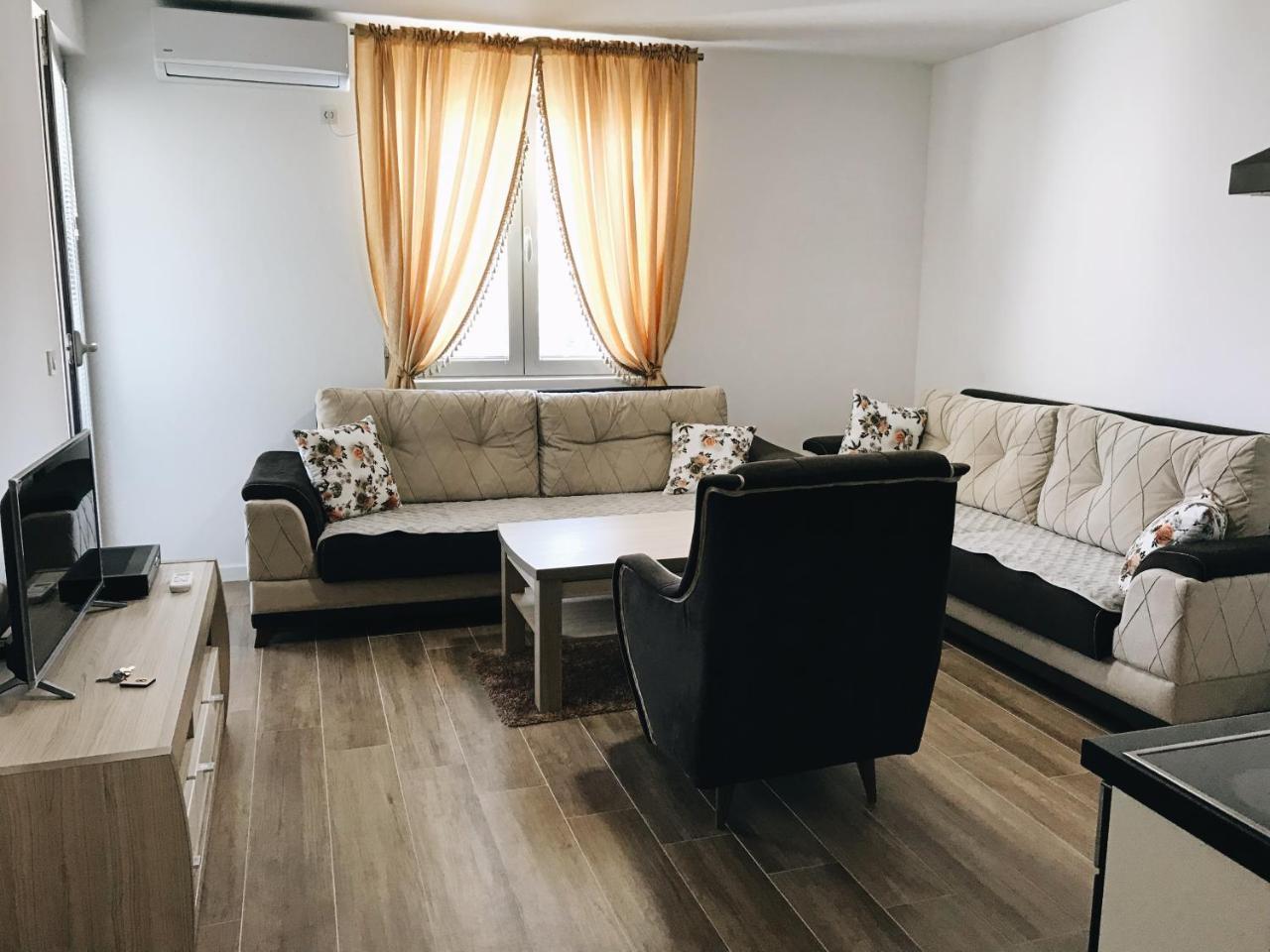 Apartmani Belma Dobra Voda Kültér fotó
