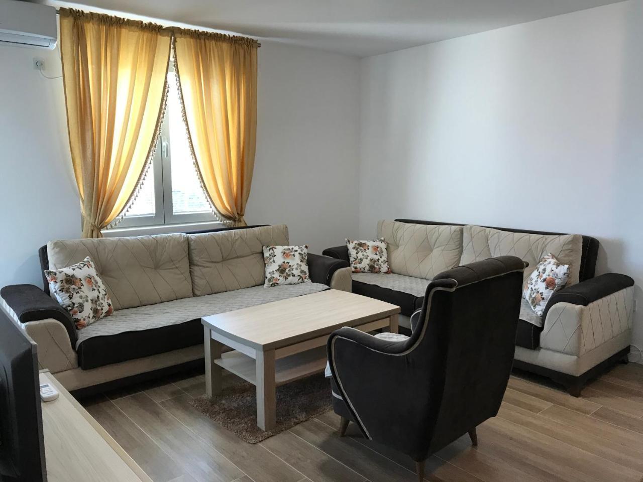 Apartmani Belma Dobra Voda Kültér fotó