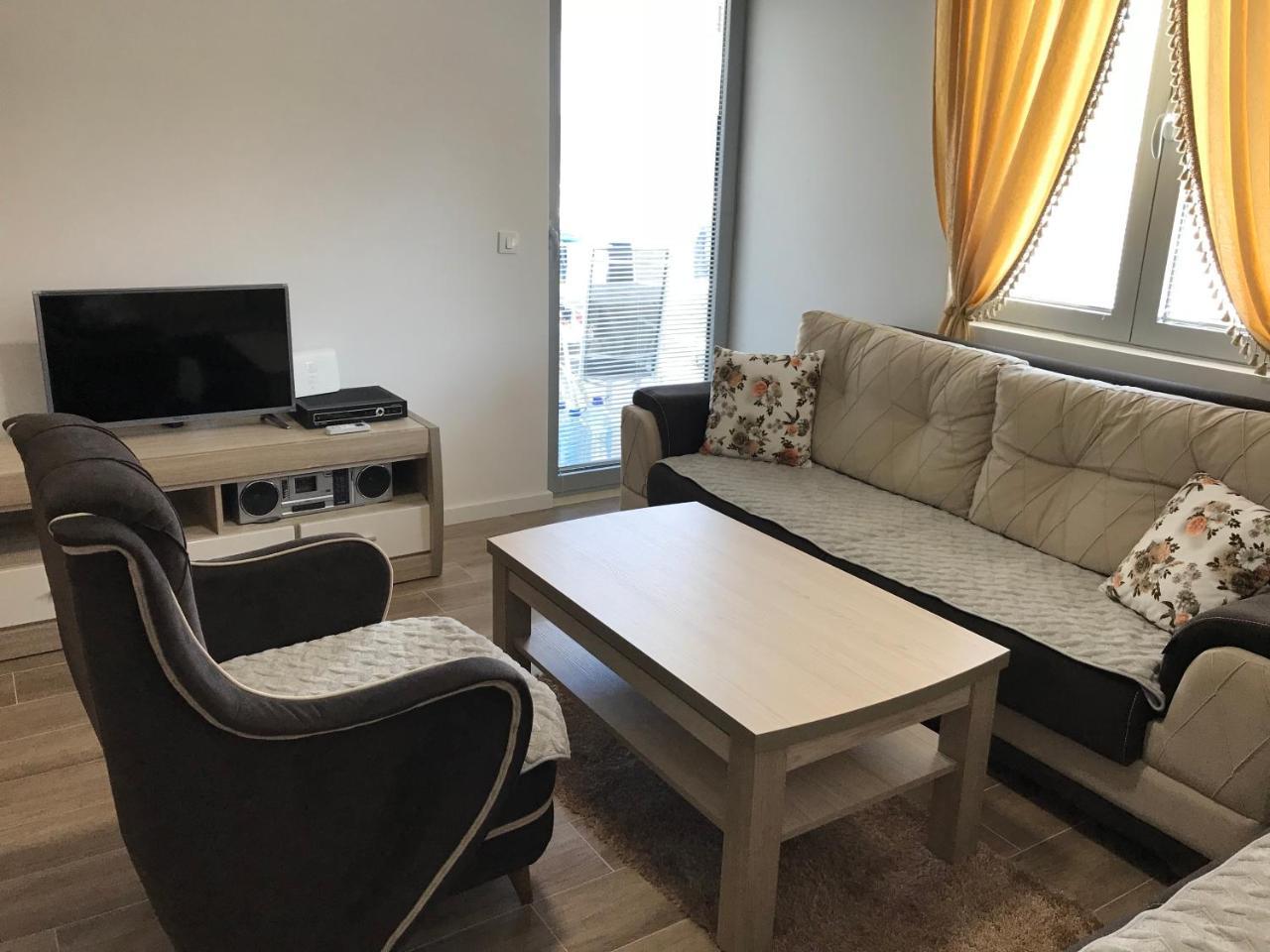 Apartmani Belma Dobra Voda Kültér fotó